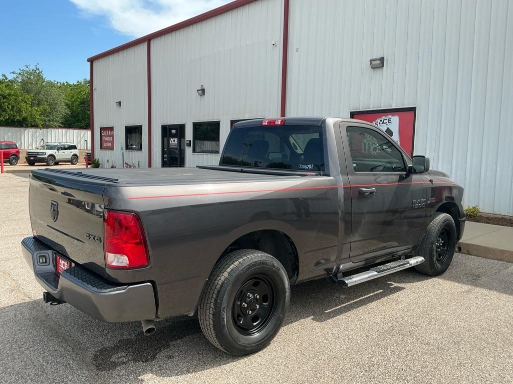 RAM 1500 Tradesman Regular Cab SWB 4WD 2017