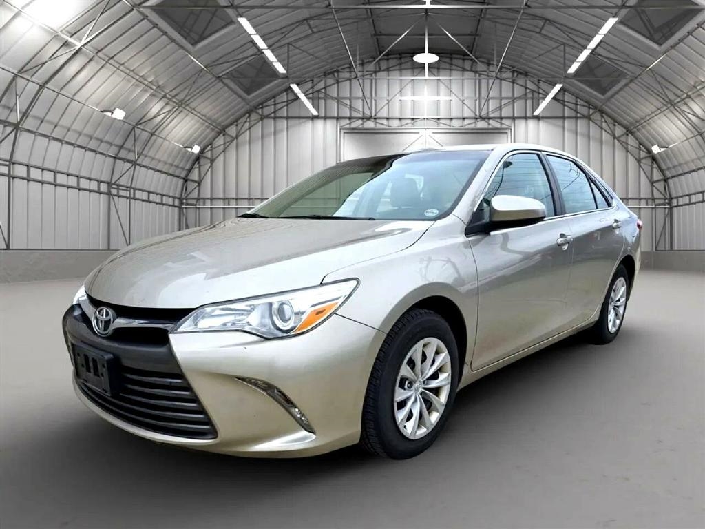 Toyota Camry LE 2015
