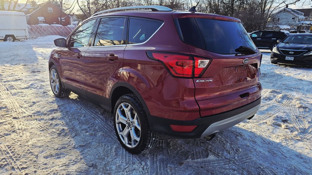 Ford Escape Titanium 4WD 2019