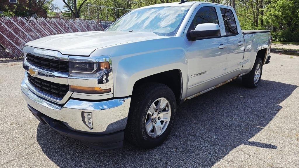 Chevrolet Silverado 1500 LT Double Cab 4WD 2016