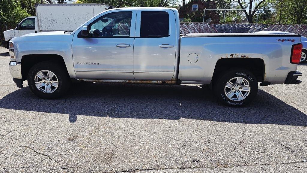 Chevrolet Silverado 1500 LT Double Cab 4WD 2016