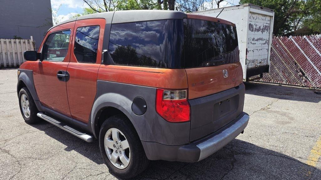Honda Element EX 2WD AT 2004