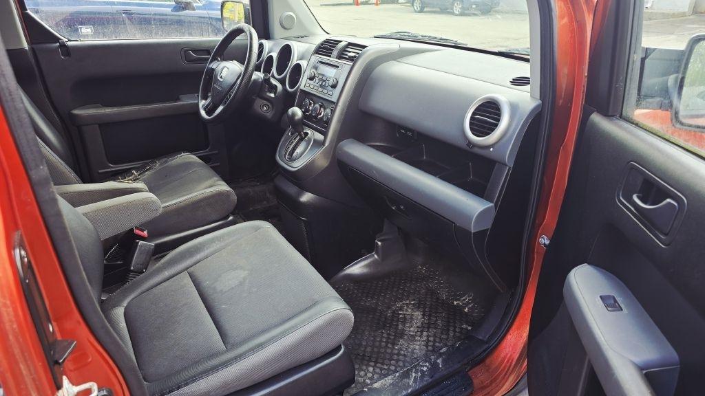 Honda Element EX 2WD AT 2004