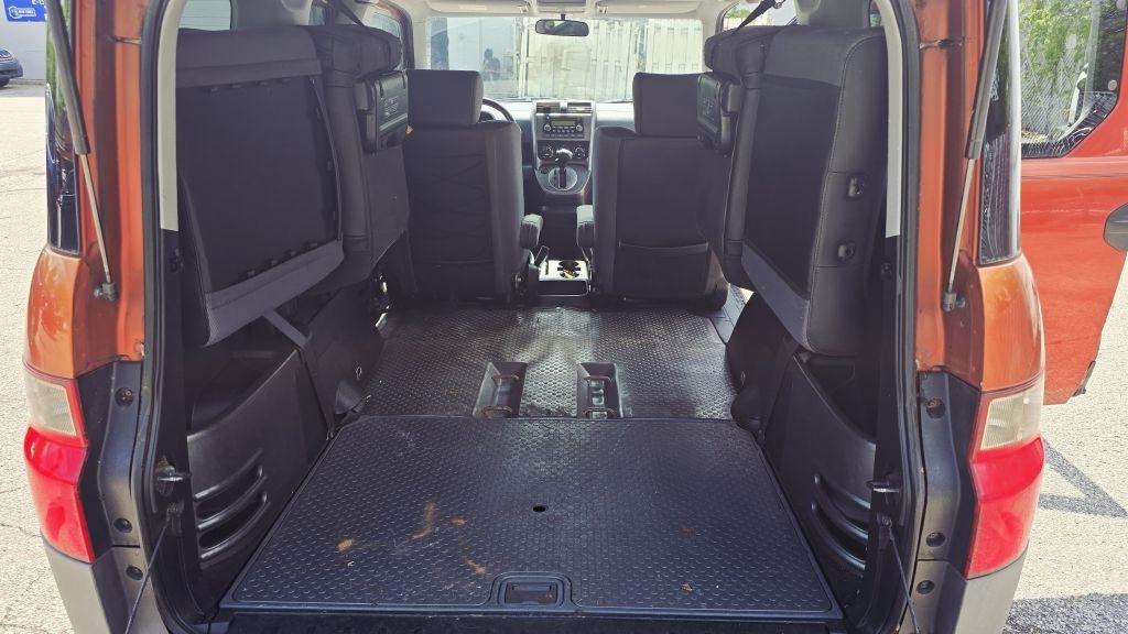 Honda Element EX 2WD AT 2004