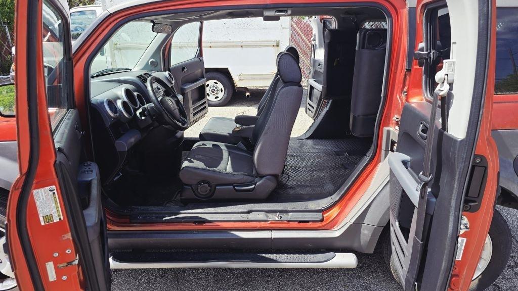 Honda Element EX 2WD AT 2004