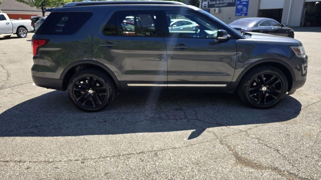 Ford Explorer XLT 4WD 2016
