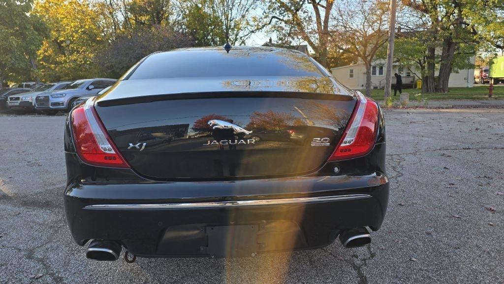 Jaguar XJ-Series XJ AWD 2015