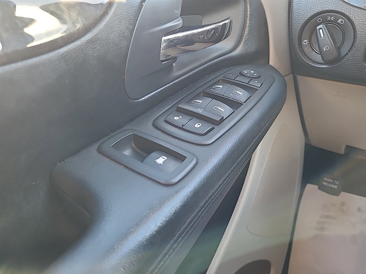 Dodge Grand Caravan  2011 Dodge Grand Caravan  2011