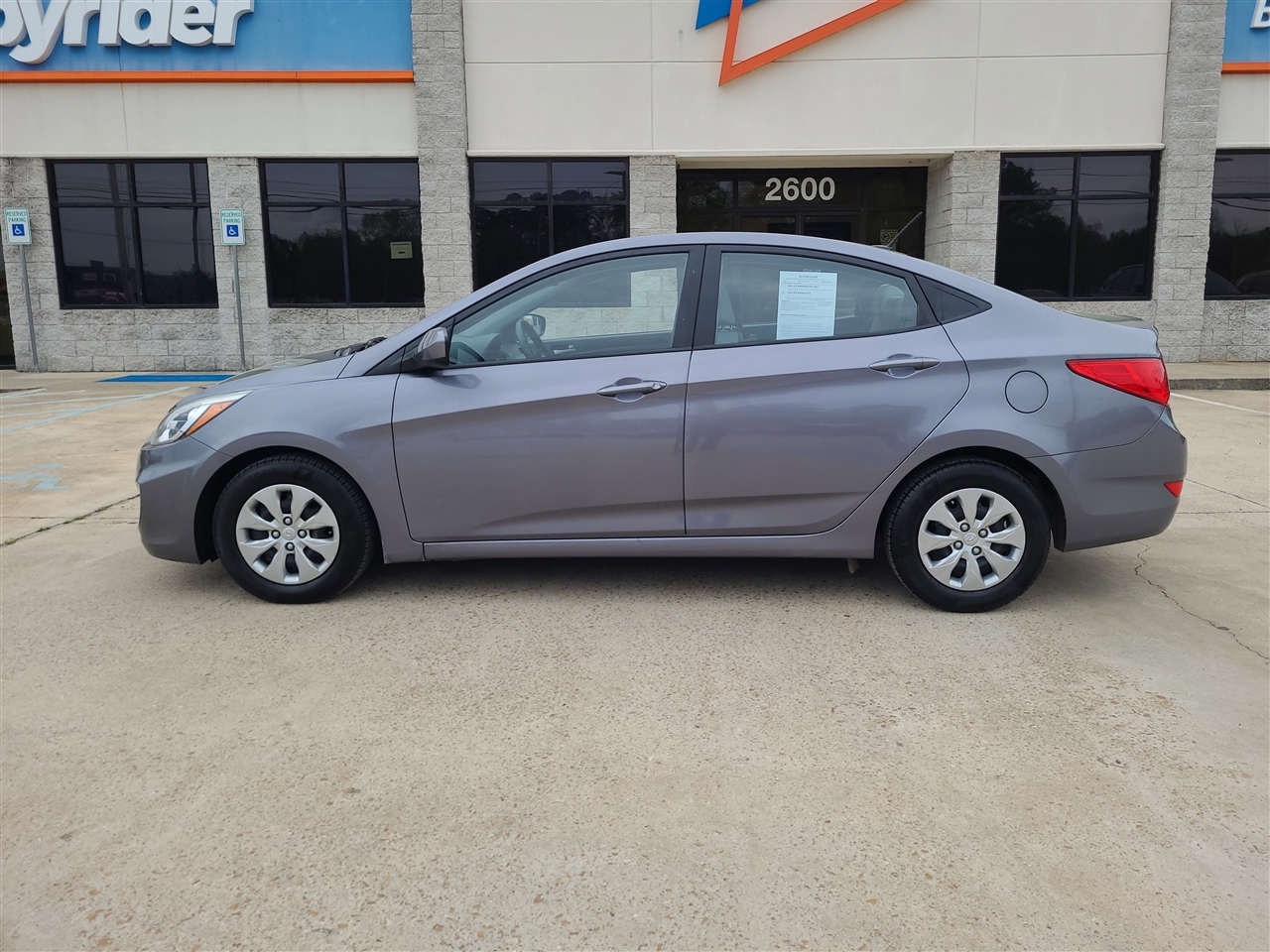Hyundai Accent  2016 Hyundai Accent  2016