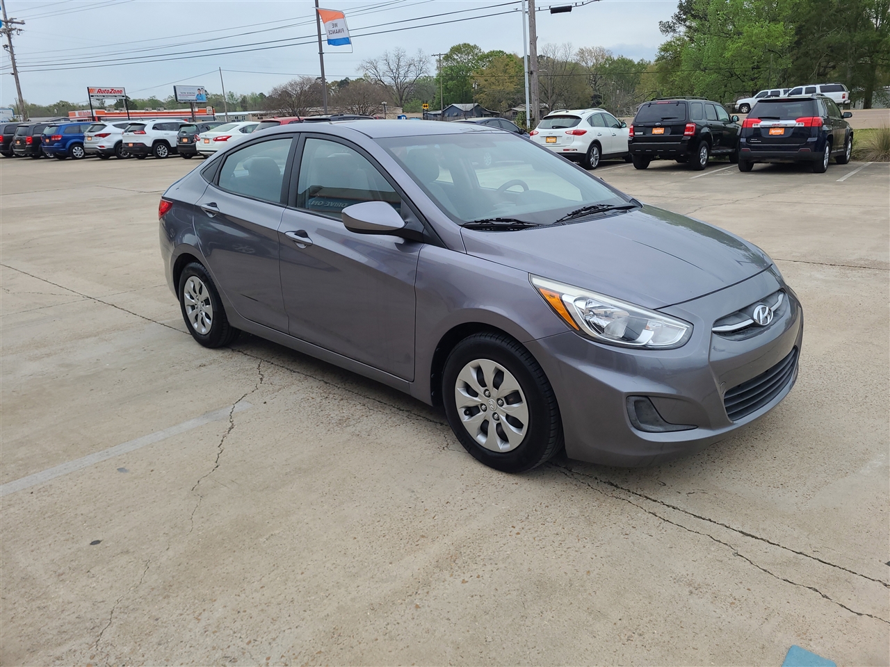 Hyundai Accent  2016 Hyundai Accent  2016