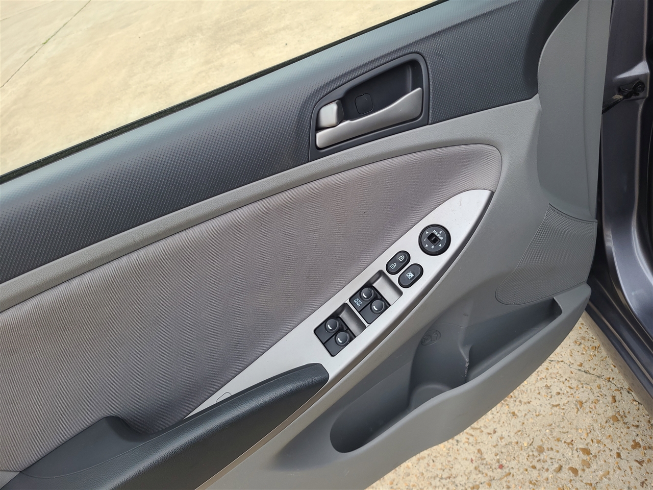 Hyundai Accent  2016 Hyundai Accent  2016