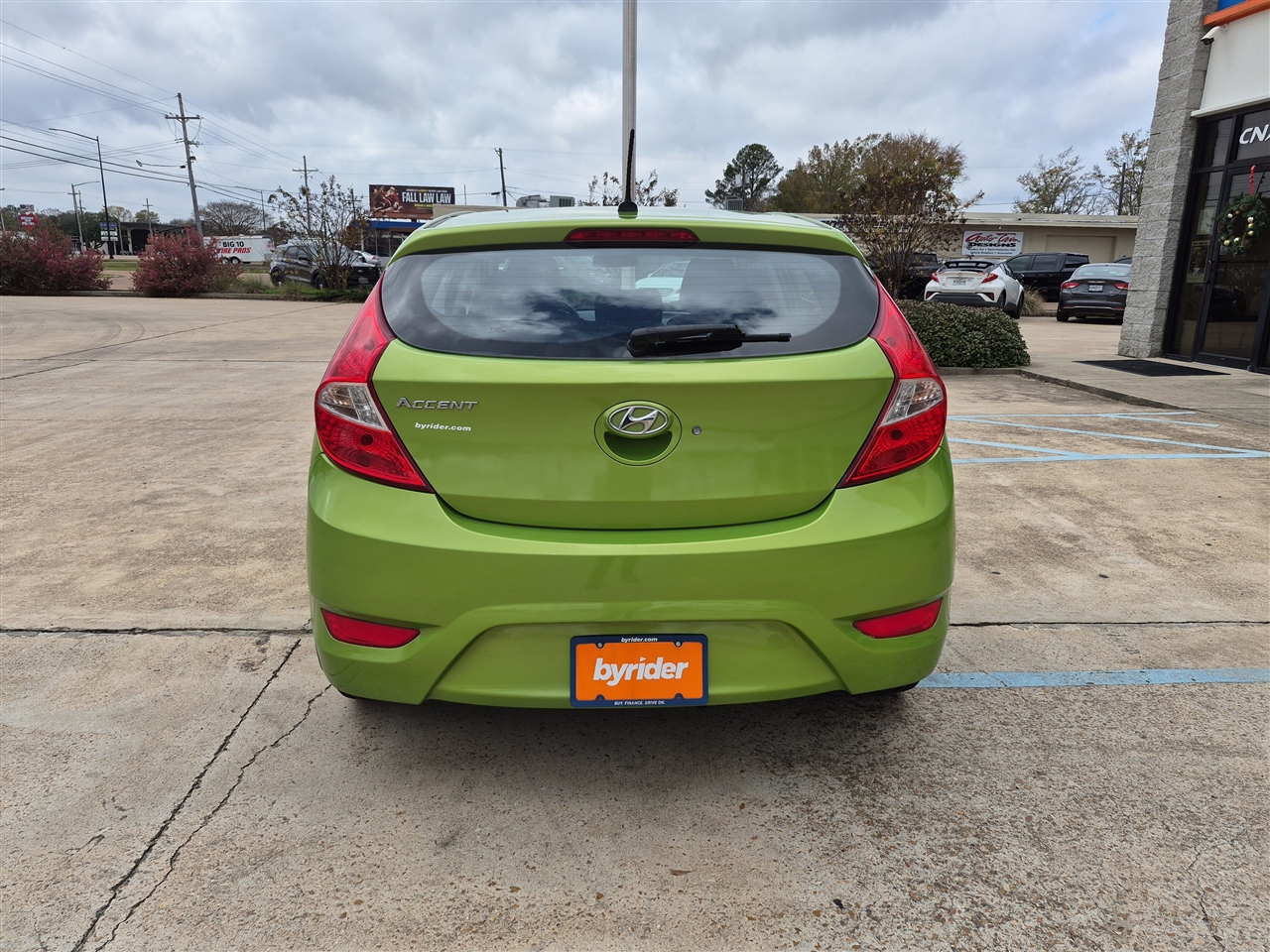 Hyundai Accent  2014