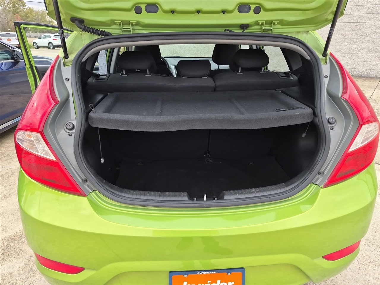 Hyundai Accent  2014