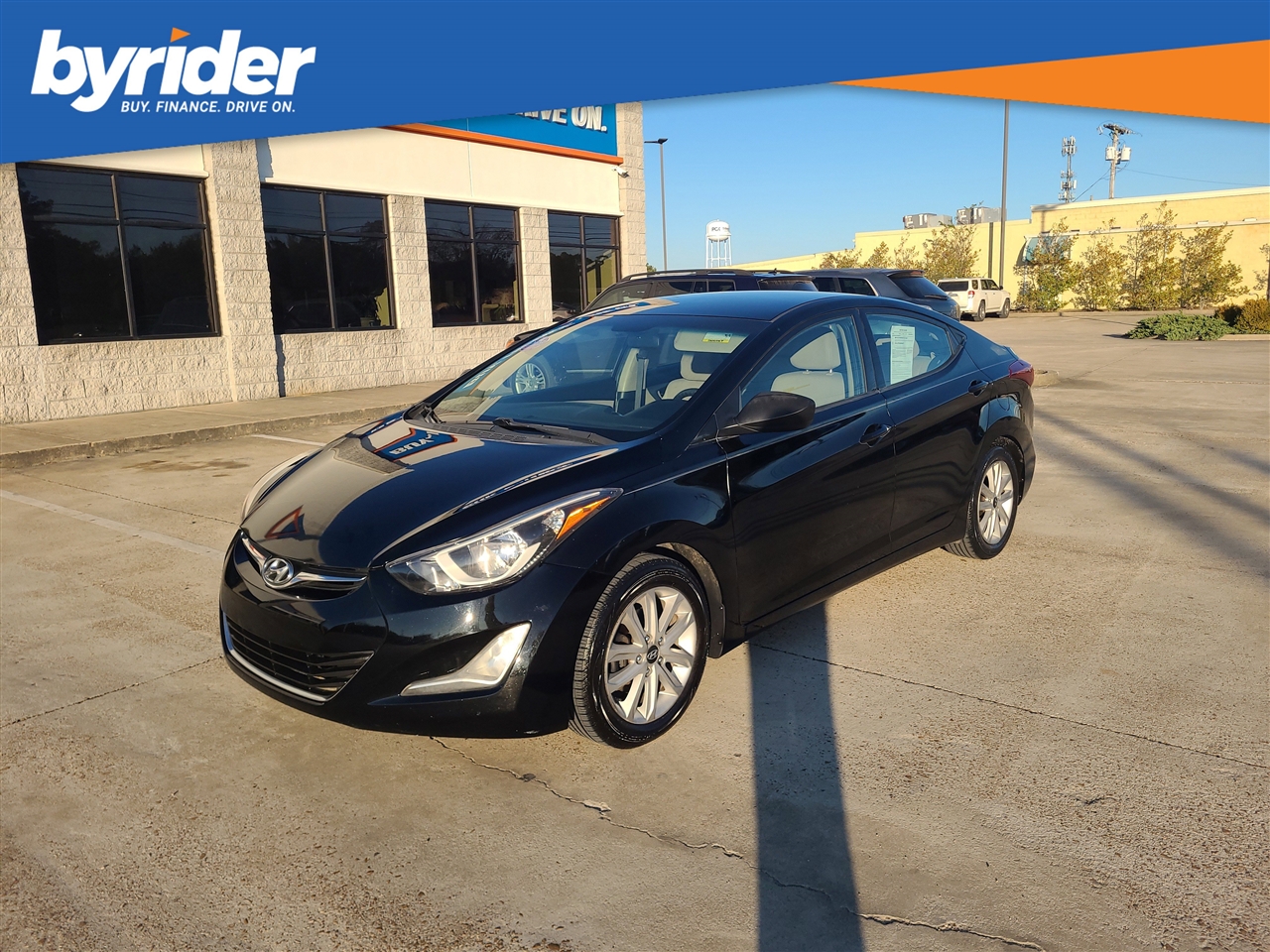 2014 Hyundai Elantra SE's photo
