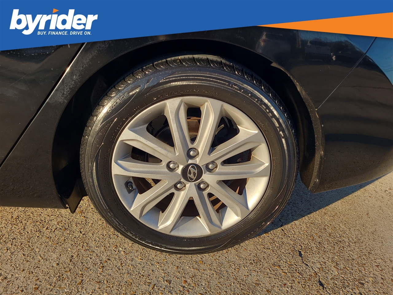 Hyundai Elantra  2014