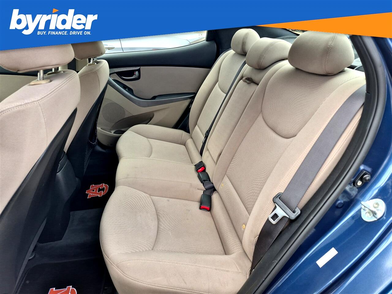 Hyundai Elantra  2016