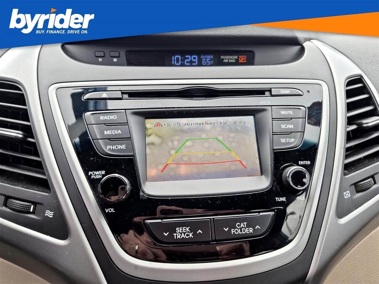 Hyundai Elantra  2016