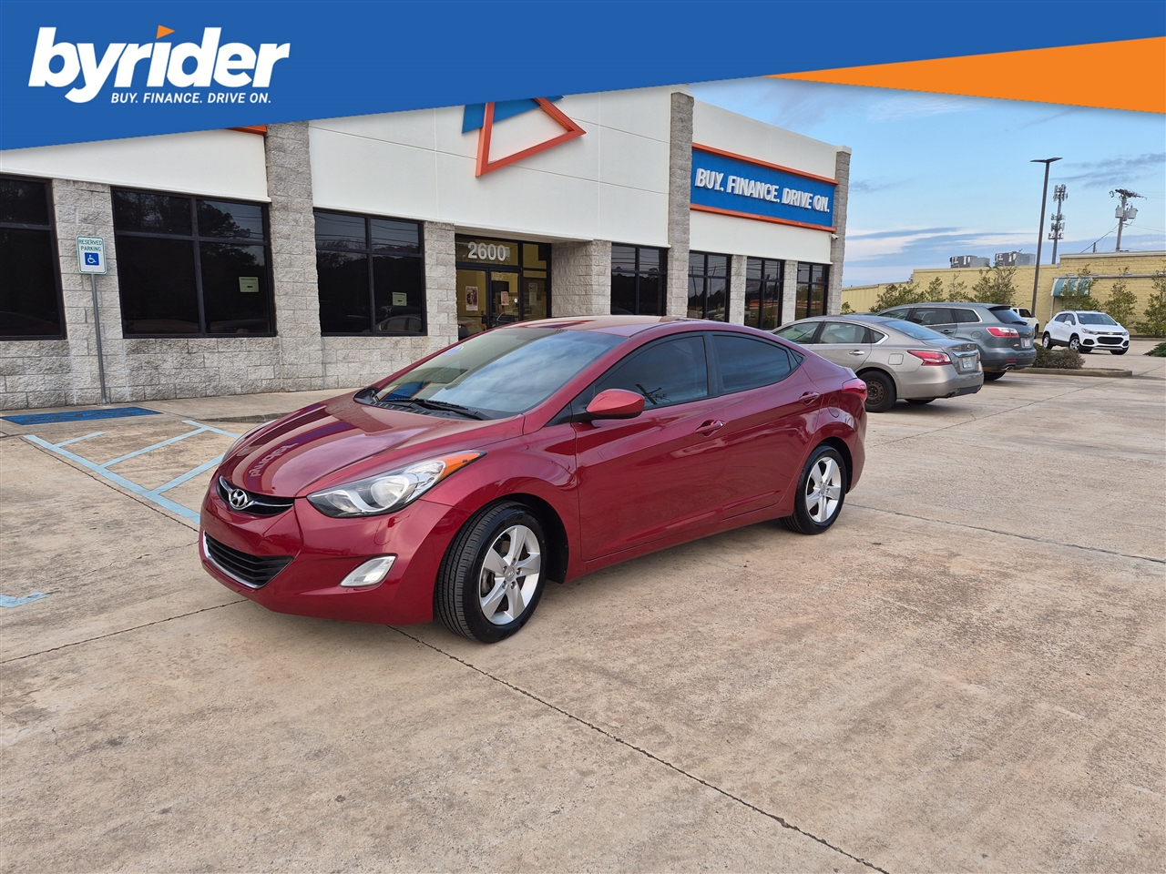 2013 Hyundai Elantra GLS's photo