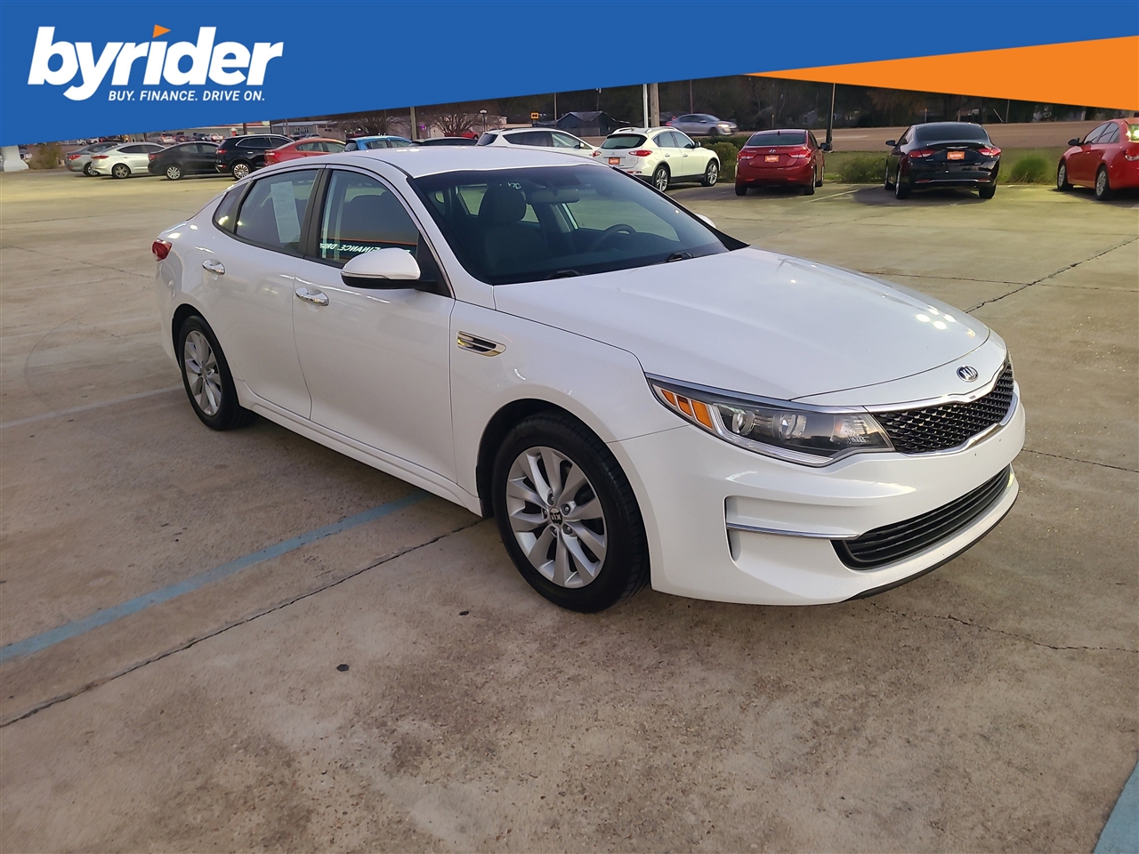 Kia Optima  2017