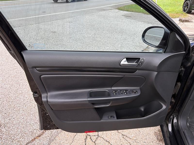 2013 Volkswagen Jetta SportWagen TDI - Photo 9