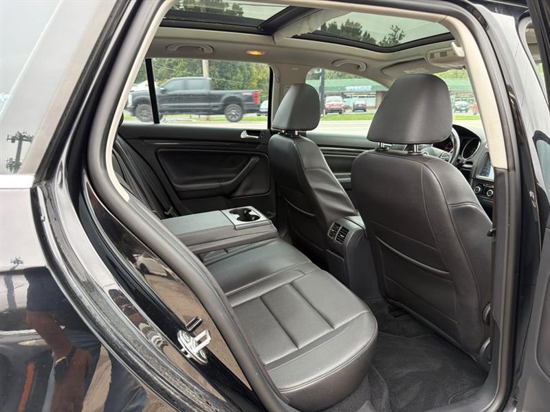 2013 Volkswagen Jetta SportWagen TDI - Photo 17