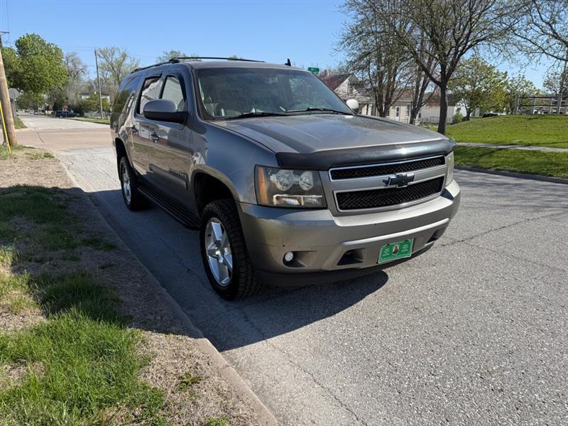 Chevrolet Suburban LS 1500 4WD 2007