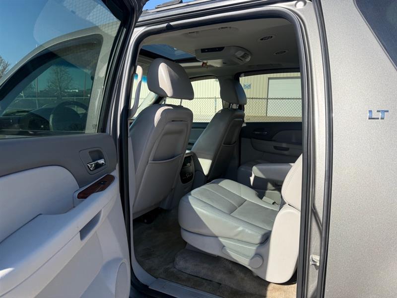 Chevrolet Suburban LS 1500 4WD 2007