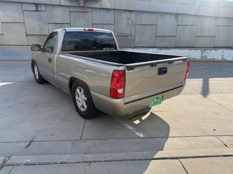 Chevrolet Silverado 1500 LS Long Bed 2WD 2003 Chevrolet Silverado 1500 LS Long Bed 2WD 2003