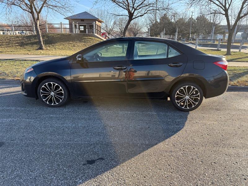 Toyota Corolla LE CVT 2016