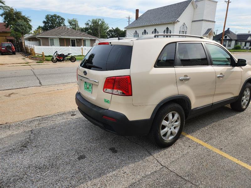 Kia Sorento LX 2WD 2011 Kia Sorento LX 2WD 2011