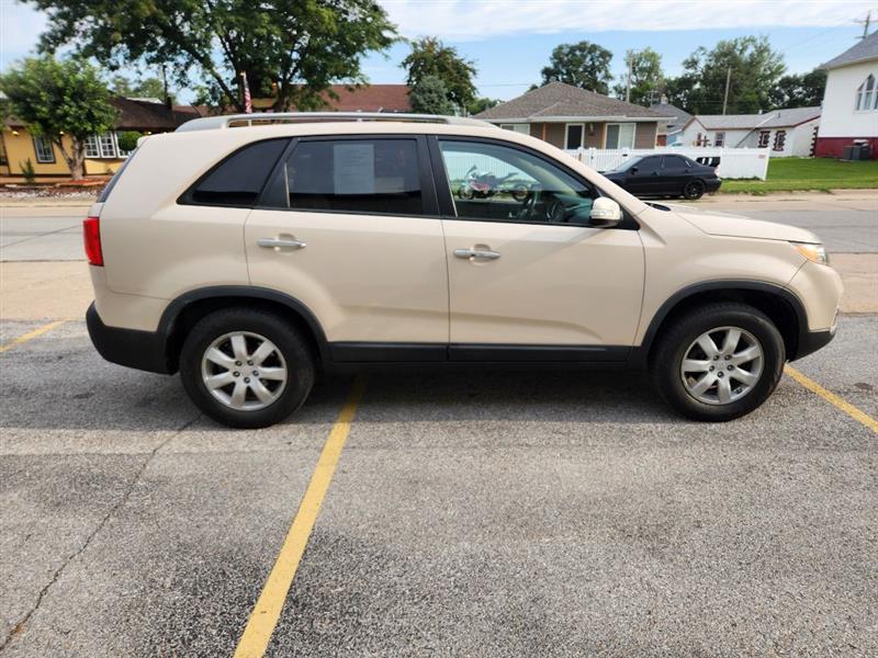 Kia Sorento LX 2WD 2011 Kia Sorento LX 2WD 2011