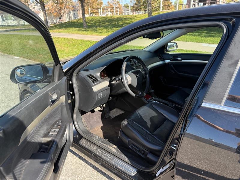 Acura TSX 5-speed AT 2004 Acura TSX 5-speed AT 2004