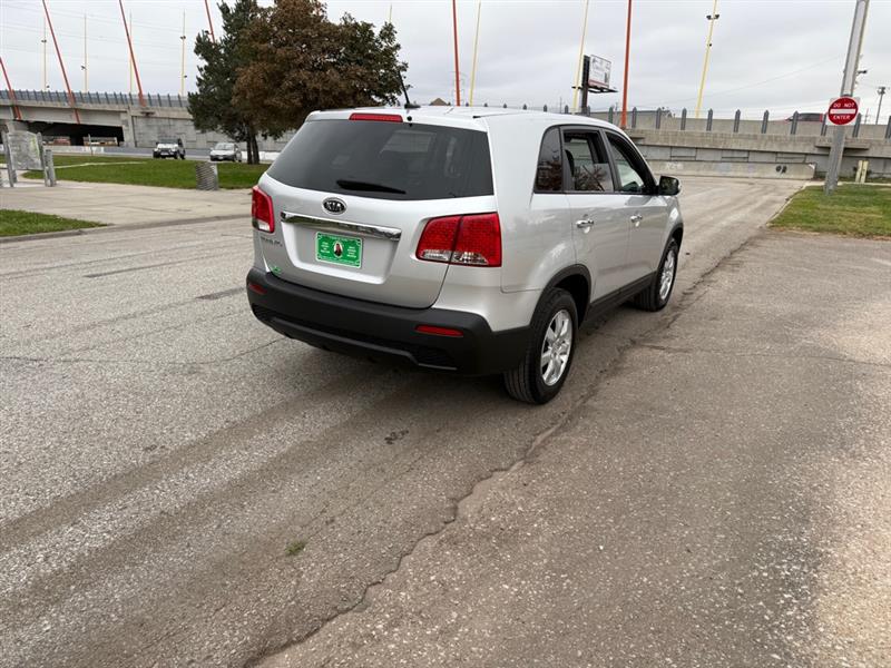 Kia Sorento LX 2WD 2011 Kia Sorento LX 2WD 2011