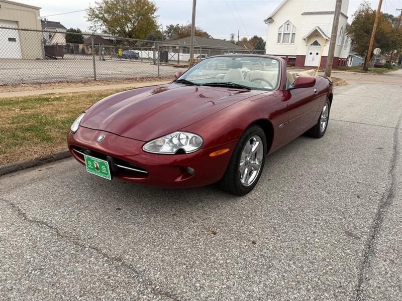 1999 Jaguar XK8 Convertible