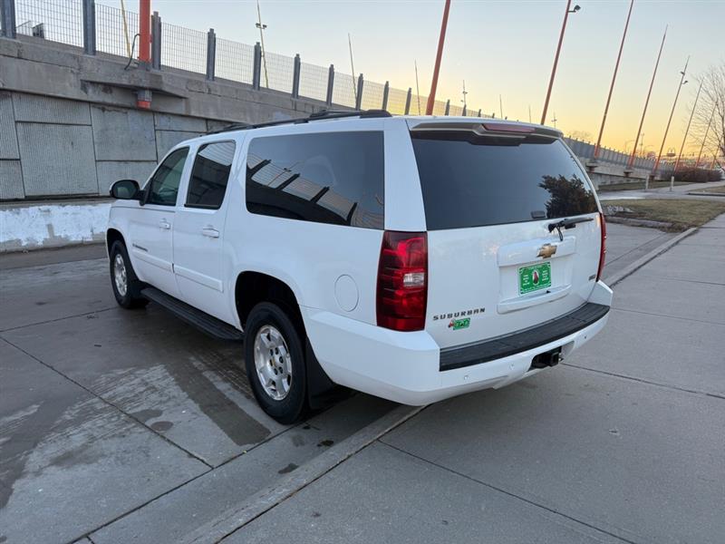 Chevrolet Suburban LT2 1500 4WD 2009