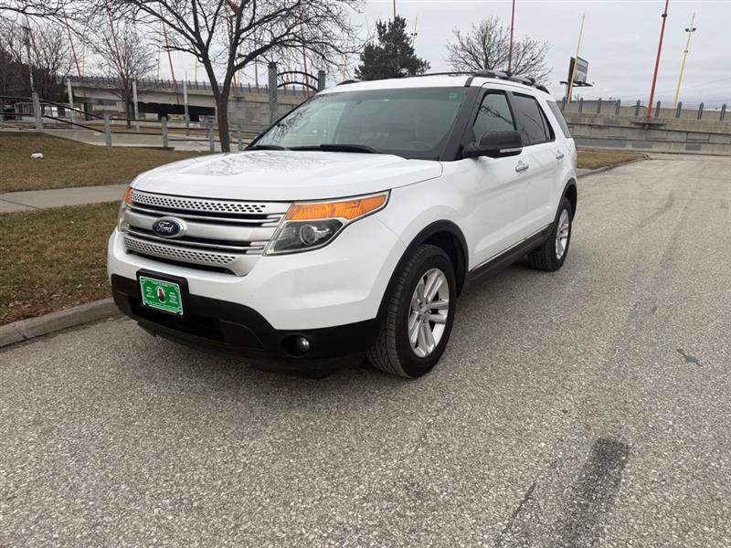 2013 Ford Explorer XLT's photo