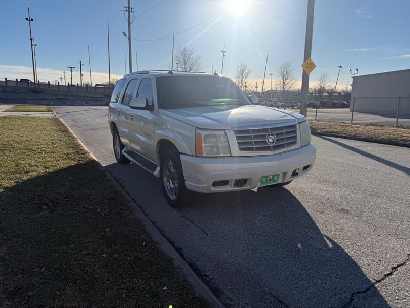 Cadillac Escalade AWD 2004