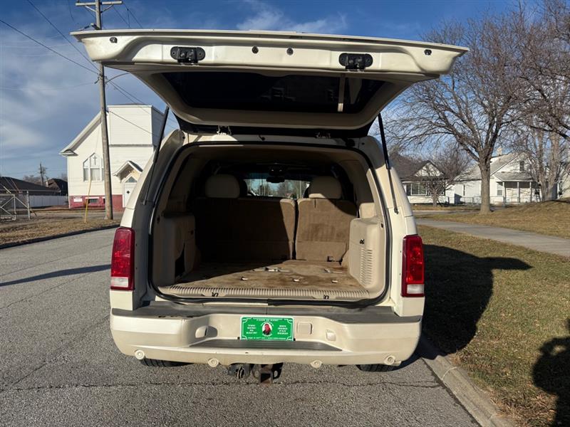 Cadillac Escalade AWD 2004