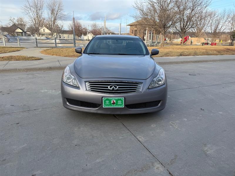 Infiniti G37 Base 2008