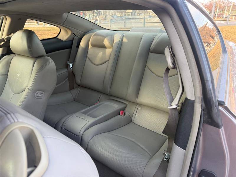 Infiniti G37 Base 2008