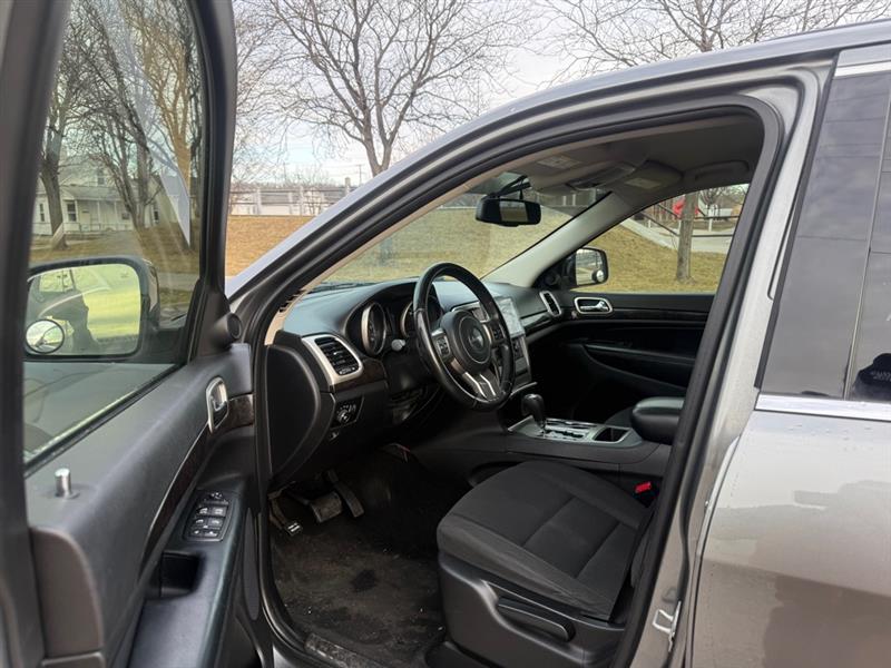 Jeep Grand Cherokee Laredo 4WD 2012