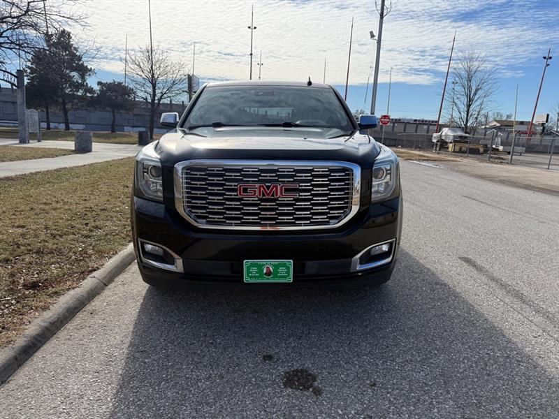 GMC Yukon Denali 4WD 2018
