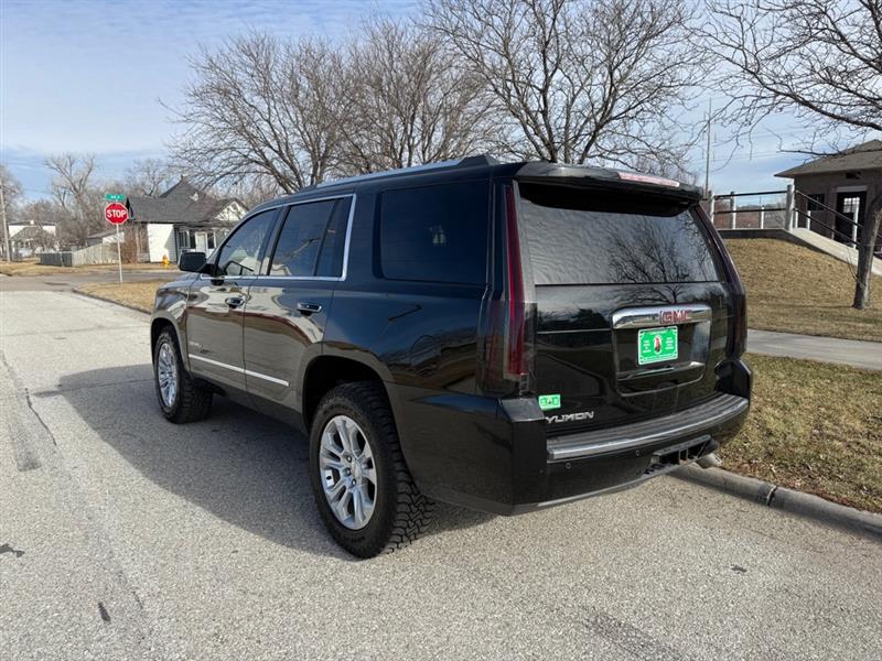 GMC Yukon Denali 4WD 2018