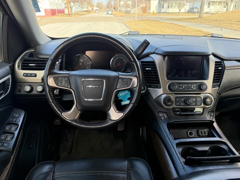 GMC Yukon Denali 4WD 2018