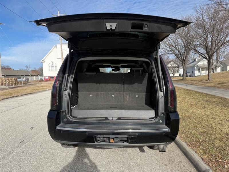 GMC Yukon Denali 4WD 2018