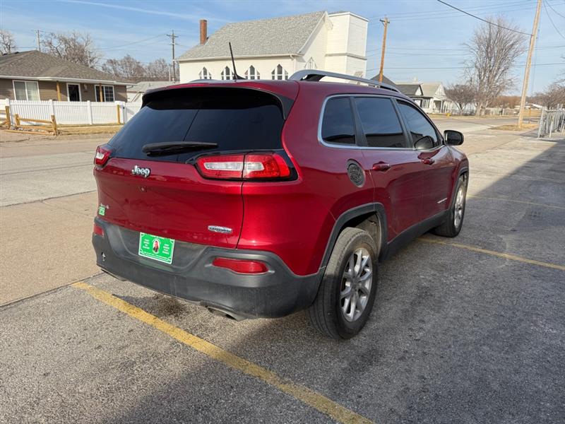 Jeep Cherokee Latitude 4WD 2016
