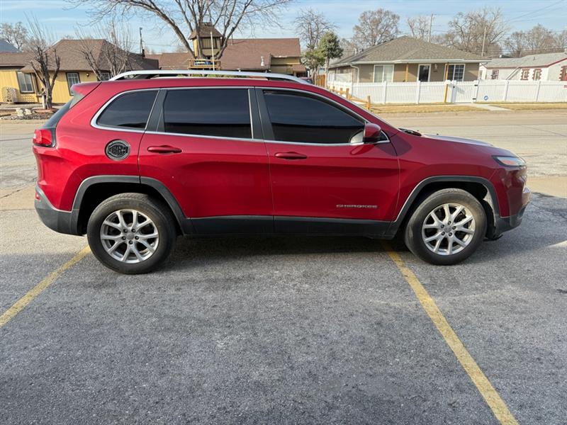 Jeep Cherokee Latitude 4WD 2016