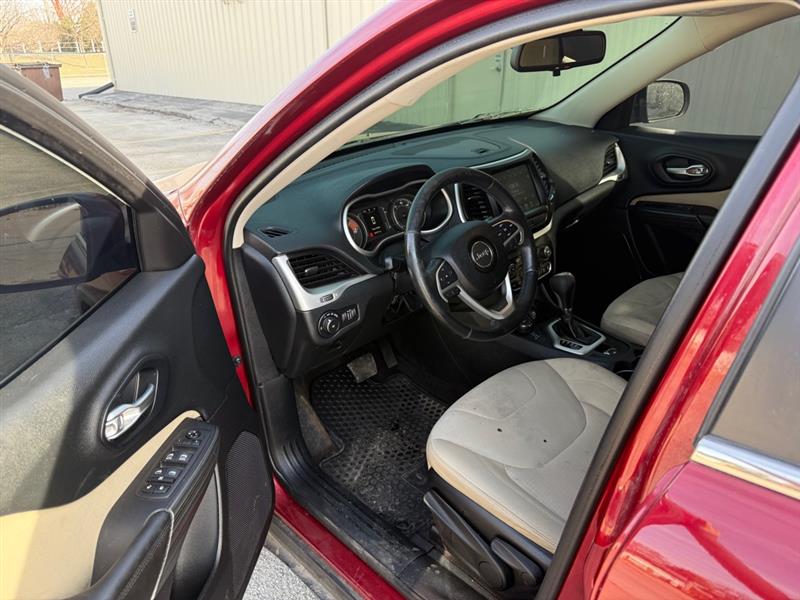 Jeep Cherokee Latitude 4WD 2016