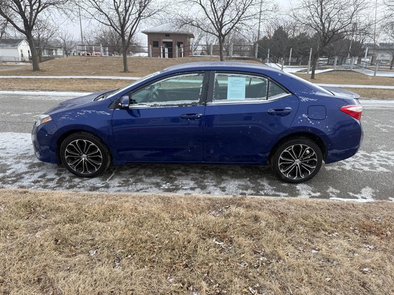 Toyota Corolla LE CVT 2014