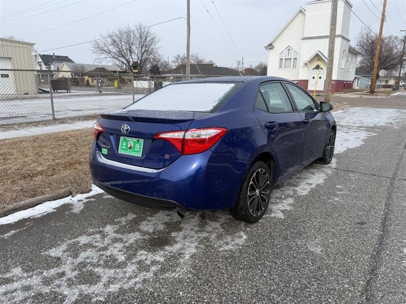 Toyota Corolla LE CVT 2014